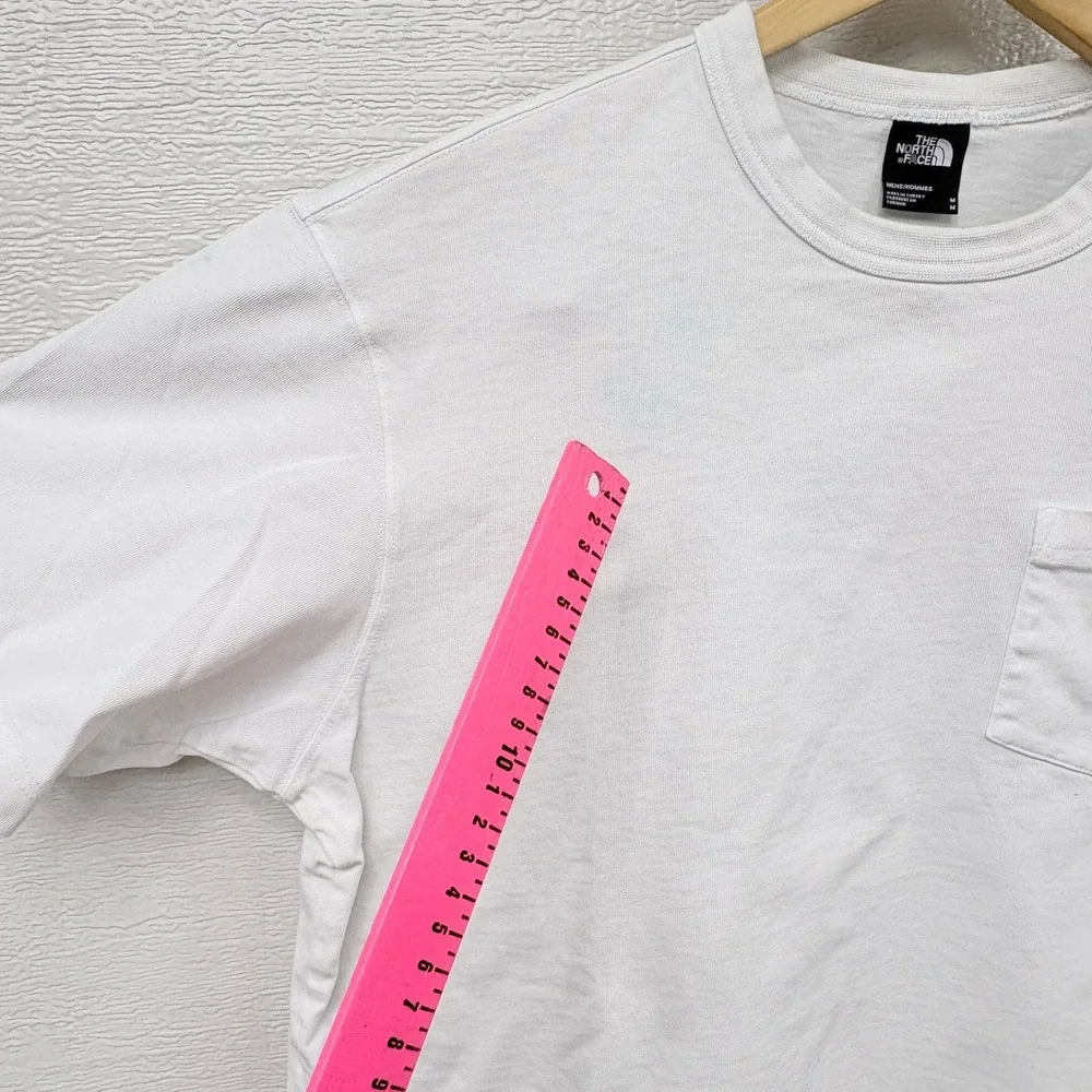 The North Face Mens White Pocket T-Shirt Short Sleeve Crew Neck Size M SS6777058